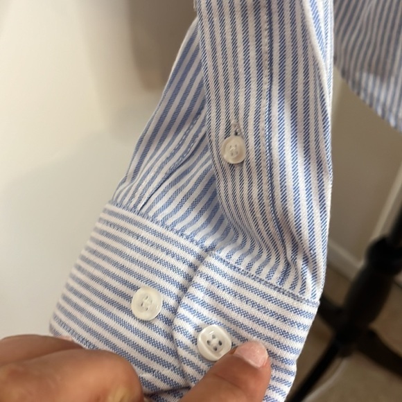 MGWDT Pinstriped Oxford Button Down Long Sleeved Collared Blouse - Picture 5 of 10